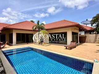 Casa en alquiler de 3 habitaciones en Bang Lamung, Chonburi