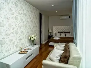 For sale 3 bedrooms condo in Ratchathewi, Bangkok