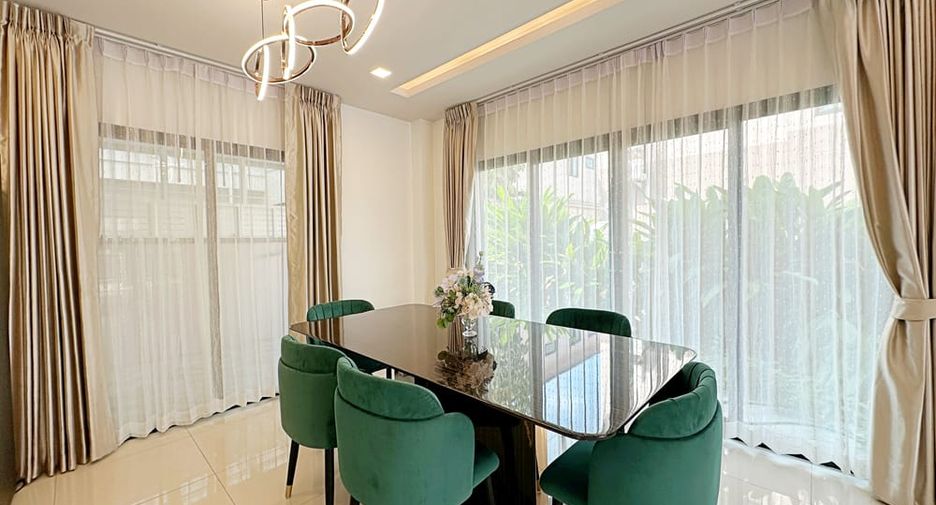 À louer 4 chambres villa à Bang Lamung, Chonburi