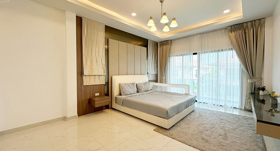 À louer 4 chambres villa à Bang Lamung, Chonburi