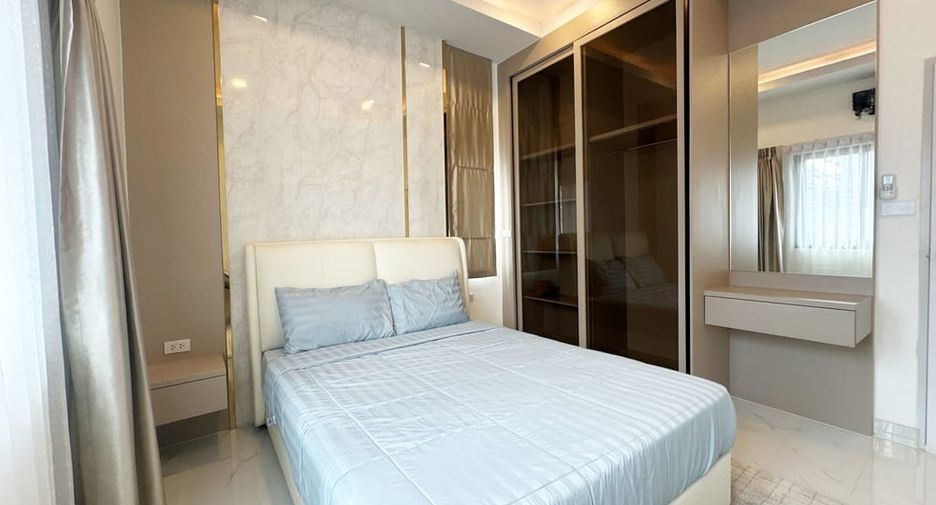 À louer 4 chambres villa à Bang Lamung, Chonburi