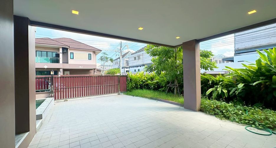 À louer 4 chambres villa à Bang Lamung, Chonburi