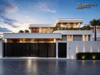Villa en alquiler de 4 habitaciones en Bang Lamung, Chonburi