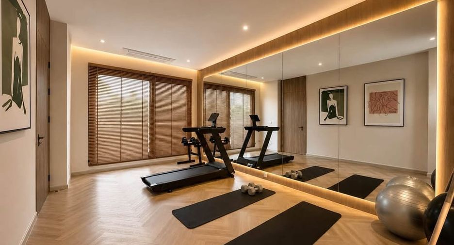 Villa en alquiler de 4 habitaciones en Bang Lamung, Chonburi