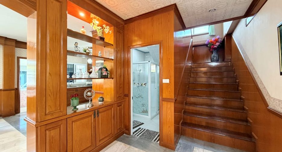 Продажа 5 спальни вилла в Банг Ламунг, Чонбури