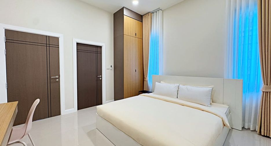 For rent 3 bedrooms villa in Bang Lamung, Chonburi
