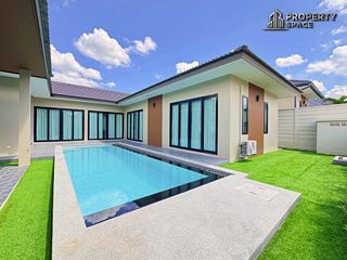 For rent 3 bedrooms villa in Bang Lamung, Chonburi