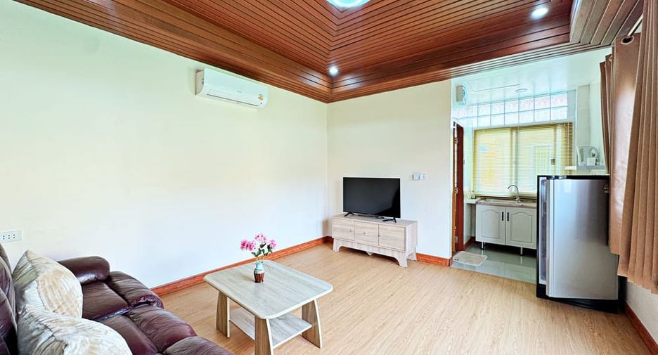 Аренда 6 спальни вилла в Банг Ламунг, Чонбури