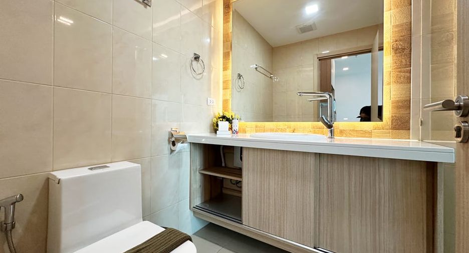 For rent 1 bed condo in Bang Lamung, Chonburi