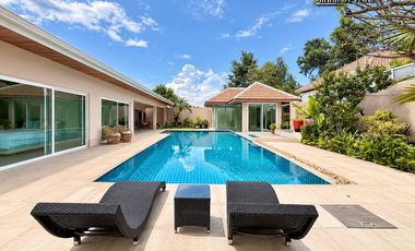 Villa en alquiler de 3 habitaciones en Bang Lamung, Chonburi