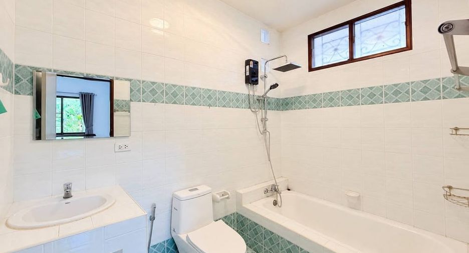 For rent 2 ベッドルーム house in Bang Lamung, Chonburi