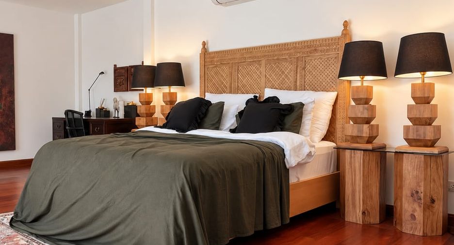 For sale 5 bedrooms villa in Bang Lamung, Chonburi