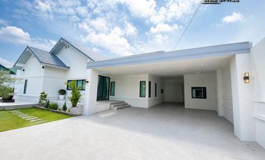 Продажа 3 спальни вилла в Банг Ламунг, Чонбури