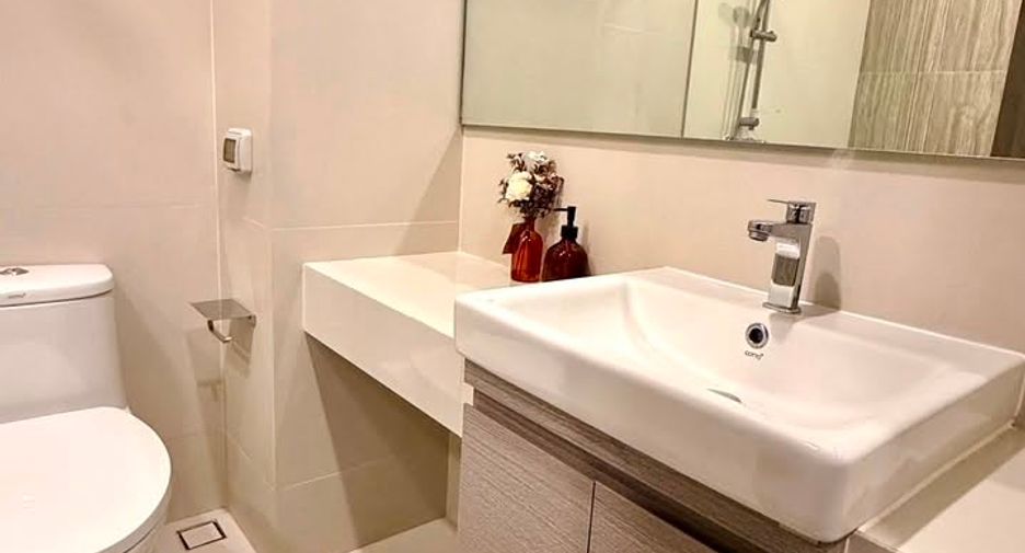 For rent and for sale 1 bed condo in Si Racha, Chonburi