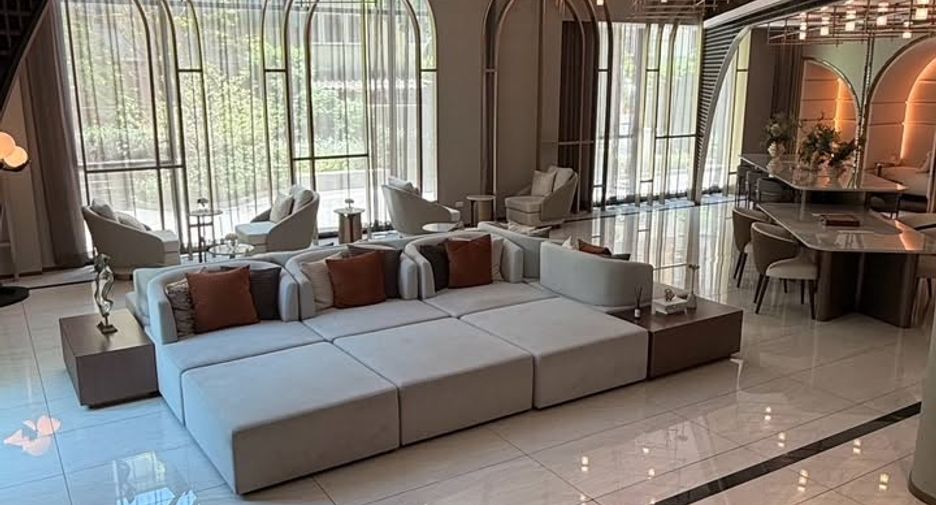 For rent and for sale 1 bed condo in Si Racha, Chonburi