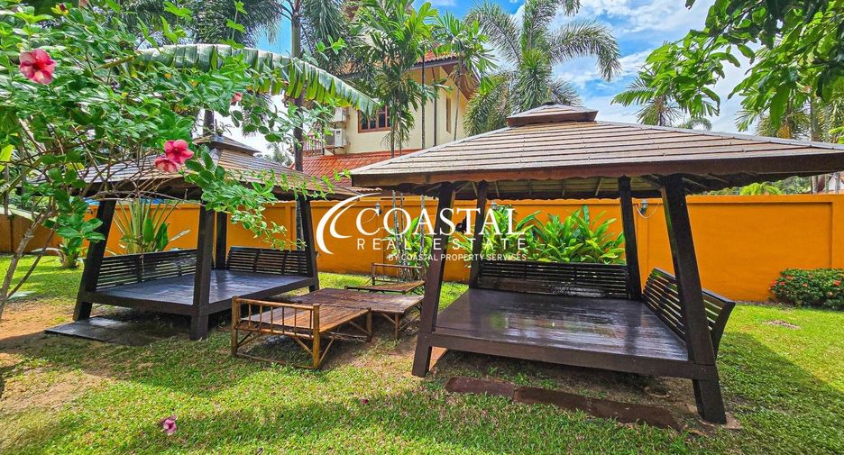 Haus zur Miete mit 4 Zimmer in Bang Lamung, Chonburi