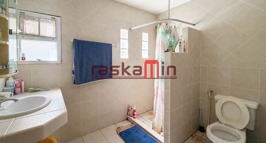 For sale 3 bedrooms house in Bang Lamung, Chonburi