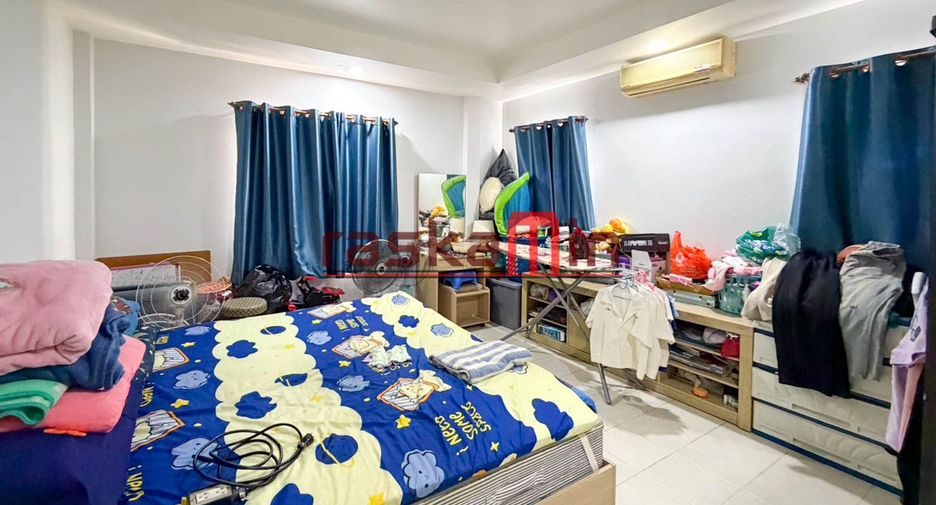 For sale 3 bedrooms house in Bang Lamung, Chonburi