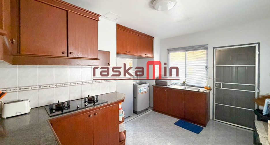 For sale 3 bedrooms house in Bang Lamung, Chonburi