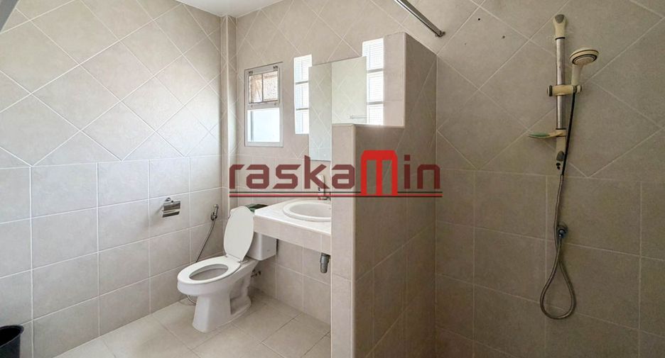 For sale 3 bedrooms house in Bang Lamung, Chonburi