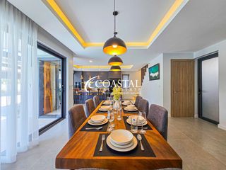 Casa en alquiler y en venta de 4 habitaciones en Bang Lamung, Chonburi