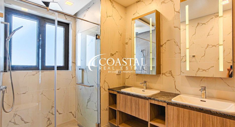 Casa en alquiler y en venta de 4 habitaciones en Bang Lamung, Chonburi