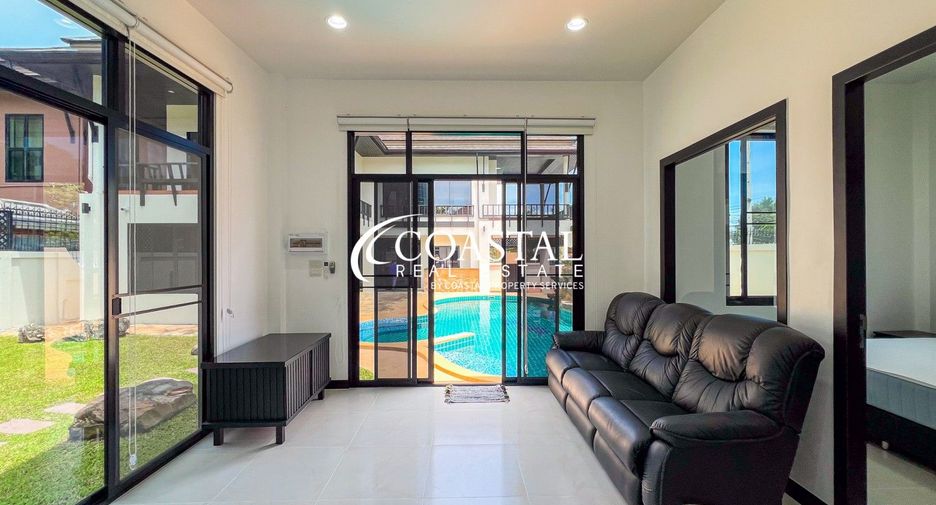 Casa en alquiler de 4 habitaciones en Bang Lamung, Chonburi
