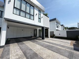 Продажа 4 спальни вилла в Ханг Донг, Чианг Маи