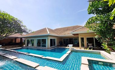 Villa en alquiler y en venta de 4 habitaciones en Bang Lamung, Chonburi