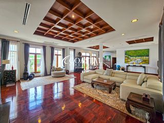 Аренда и продажа 4 спальни дом в Na Jomtien, Паттайя