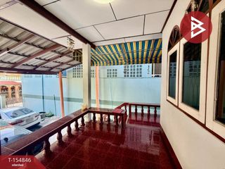 Casa en venta de 3 habitaciones en Phra Samut Chedi, Samut Prakan