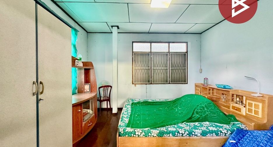 Casa en venta de 3 habitaciones en Phra Samut Chedi, Samut Prakan