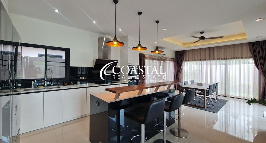 Casa en alquiler de 3 habitaciones en Huay Yai, Pattaya