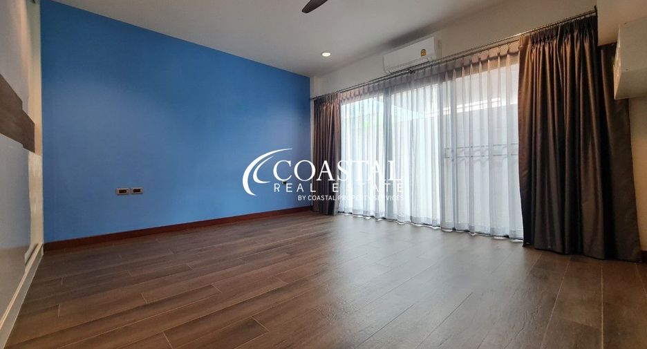 Casa en alquiler de 3 habitaciones en Huay Yai, Pattaya