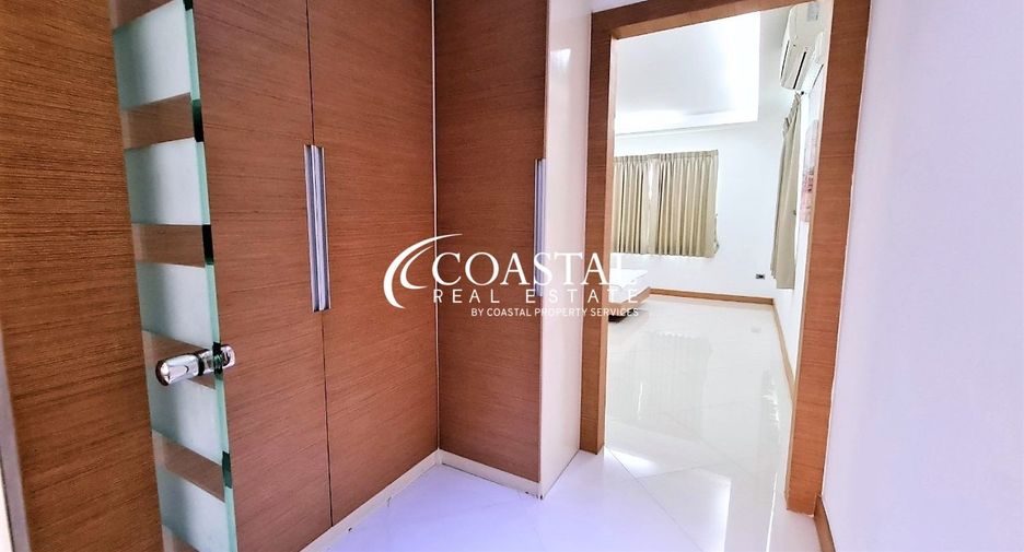 For rent 5 ベッドルーム house in Bang Lamung, Chonburi