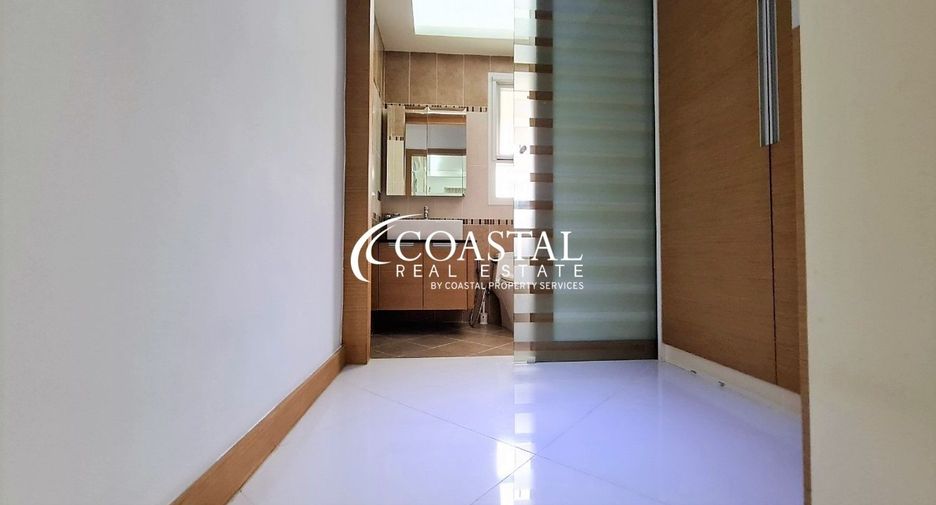 For rent 5 ベッドルーム house in Bang Lamung, Chonburi