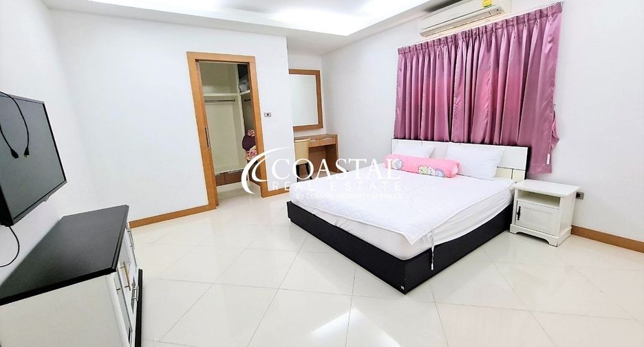 For rent 5 ベッドルーム house in Bang Lamung, Chonburi