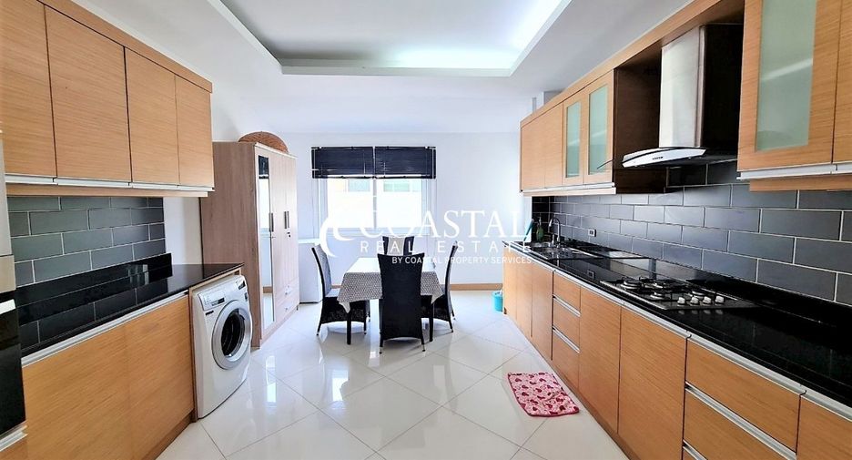 For rent 5 ベッドルーム house in Bang Lamung, Chonburi