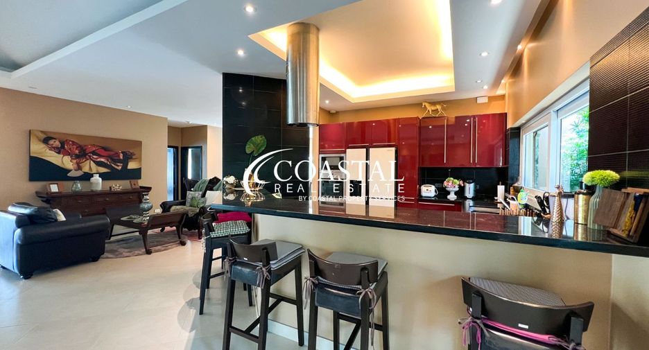 Haus zur Miete und zum Kauf mit 4 Zimmer in Bang Lamung, Chonburi