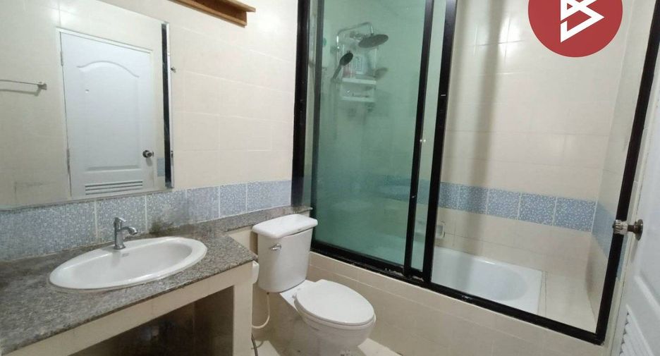 For sale 3 bedrooms townhouse in Mueang Samut Prakan, Samut Prakan