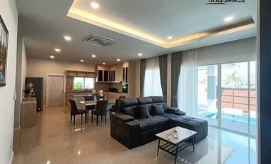 Villa en alquiler de 3 habitaciones en Huay Yai, Pattaya