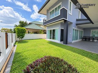 For rent 3 bedrooms villa in Bang Lamung, Chonburi