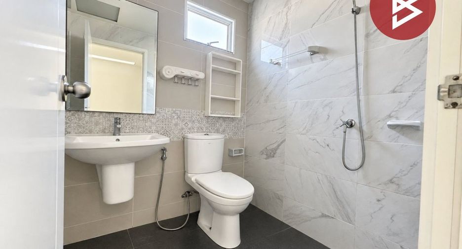 For sale 3 bedrooms townhouse in Bang Bo, Samut Prakan