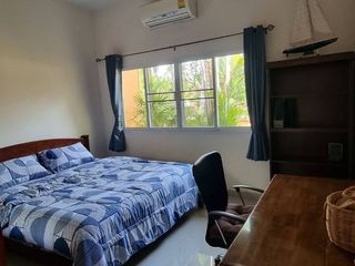 Casa en alquiler de 3 habitaciones en Bang Lamung, Chonburi