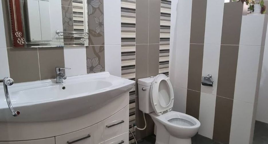 Casa en alquiler de 3 habitaciones en Bang Lamung, Chonburi