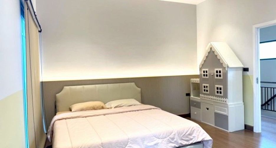 À louer et à vendre 4 chambres maison à Bang Phli, Samut Prakan