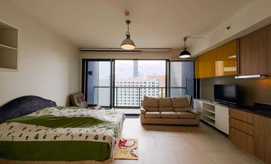 À louer studio condo 