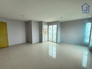 Продажа 1 кровать кондо в Мин Бури, Бангкок