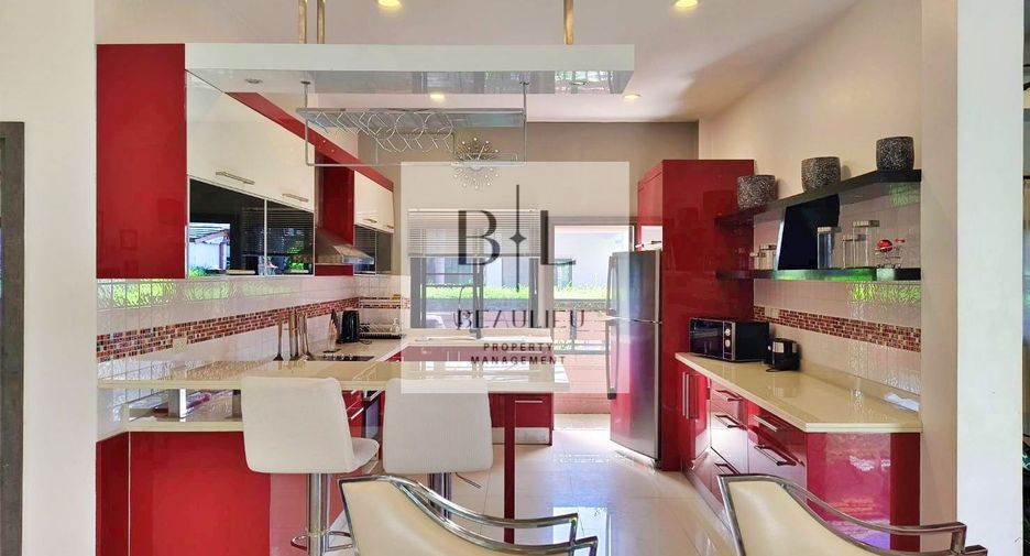 Casa en alquiler de 2 habitaciones en Huay Yai, Pattaya