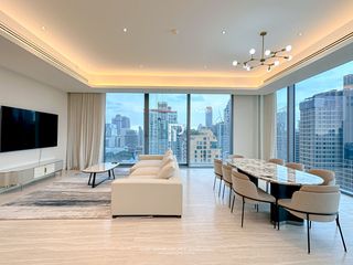 Condo en alquiler de 3 habitaciones en Pathum Wan, Bangkok